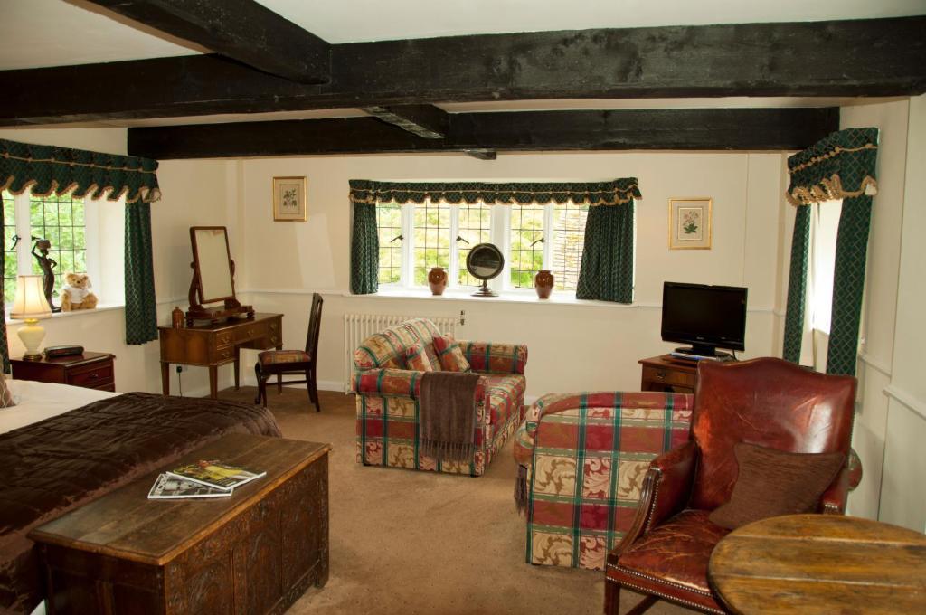 Ghyll Manor Country Hotel Horsham Dış mekan fotoğraf