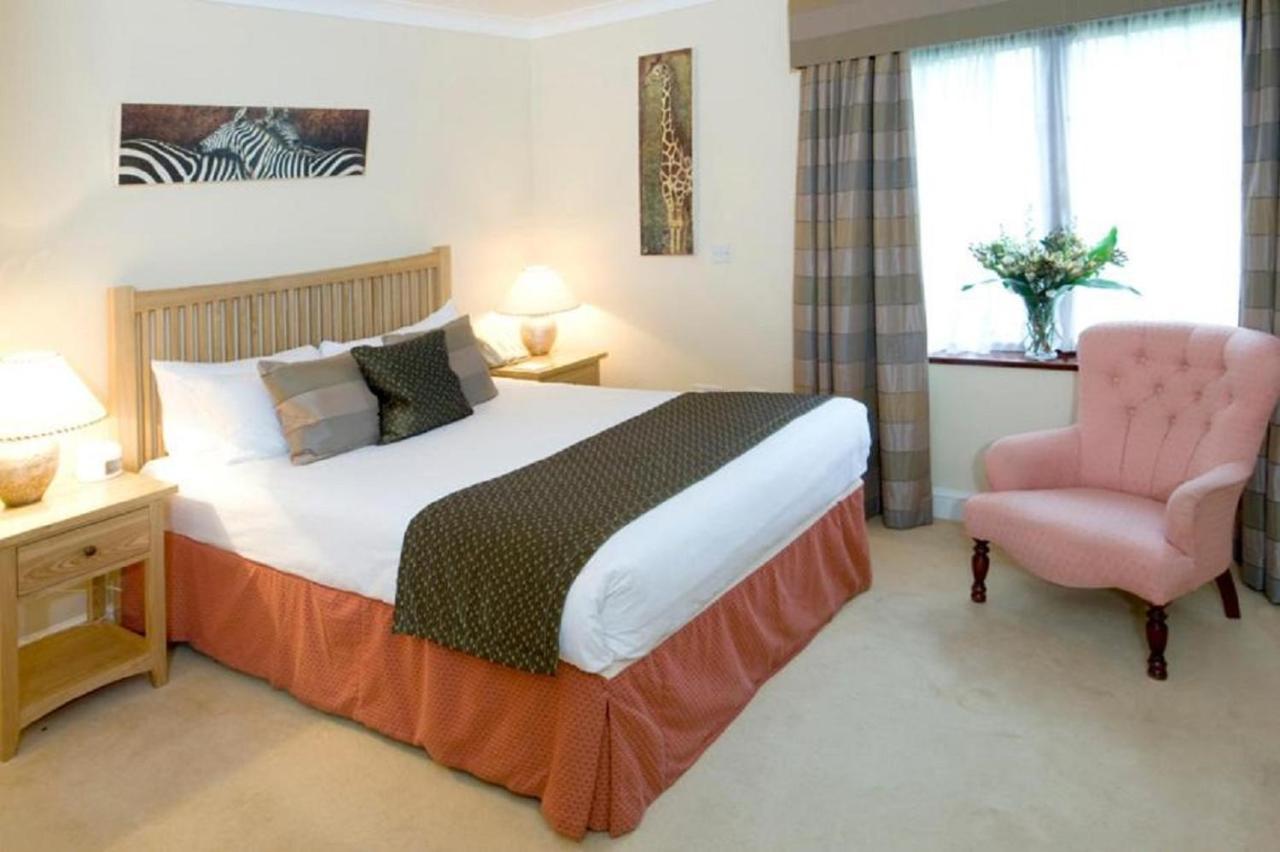 Ghyll Manor Country Hotel Horsham Dış mekan fotoğraf
